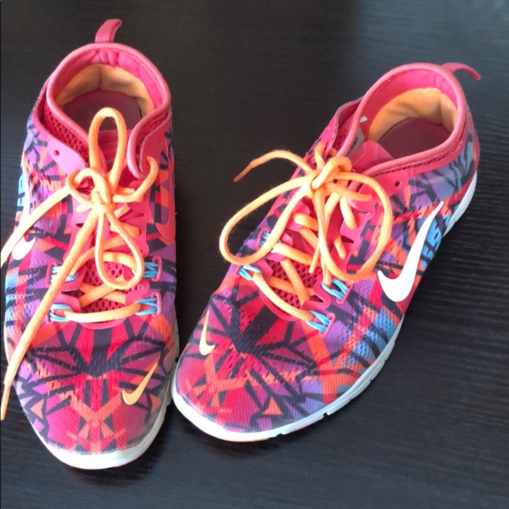 Women’s Nike shoes